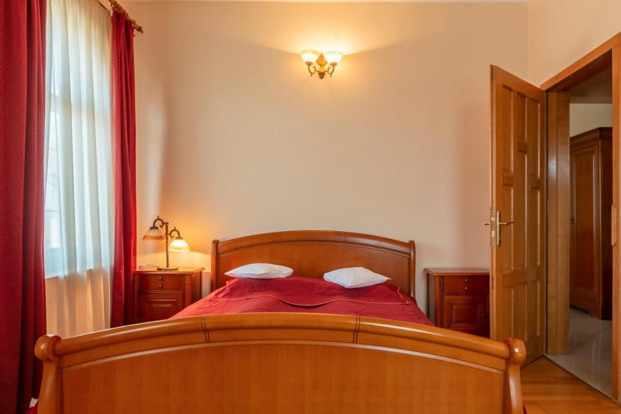 Hotel Denis Daneş Dış mekan fotoğraf