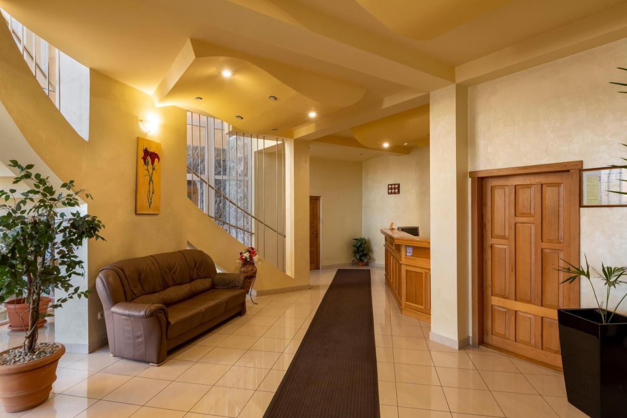 Hotel Denis Daneş Dış mekan fotoğraf