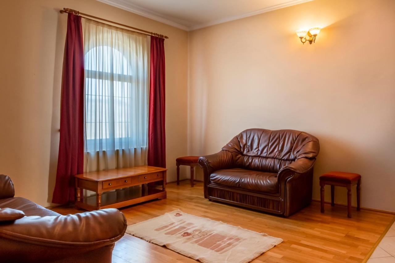 Hotel Denis Daneş Dış mekan fotoğraf