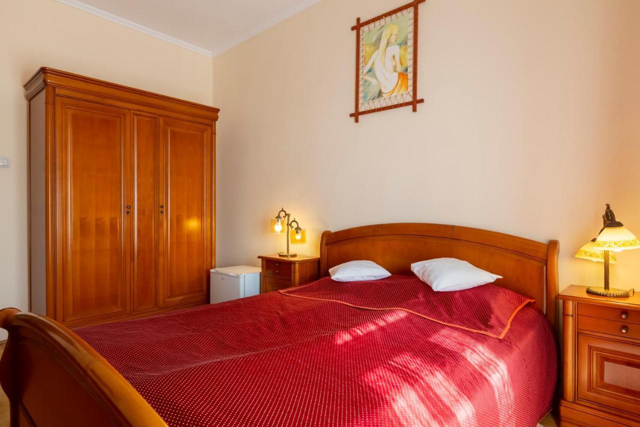 Hotel Denis Daneş Dış mekan fotoğraf