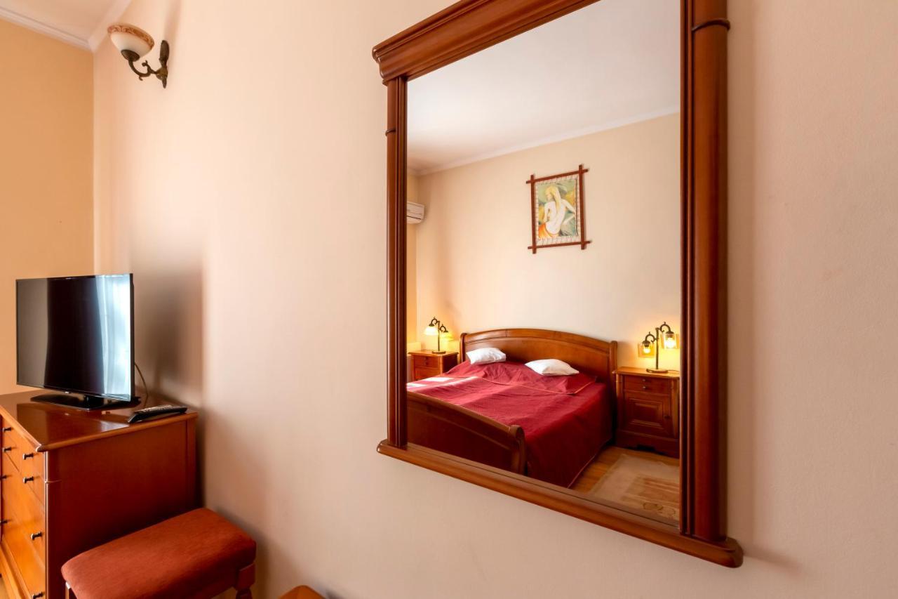Hotel Denis Daneş Dış mekan fotoğraf