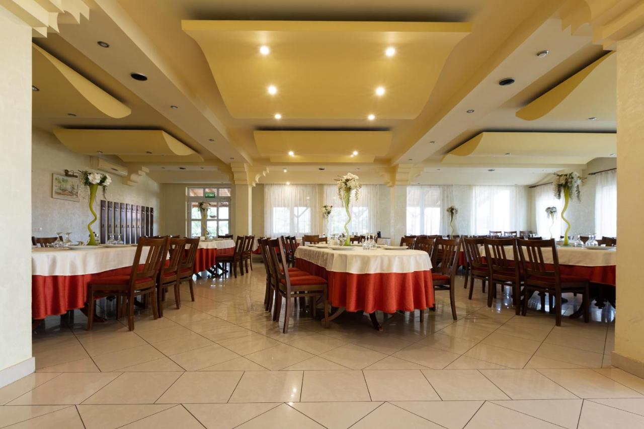 Hotel Denis Daneş Dış mekan fotoğraf